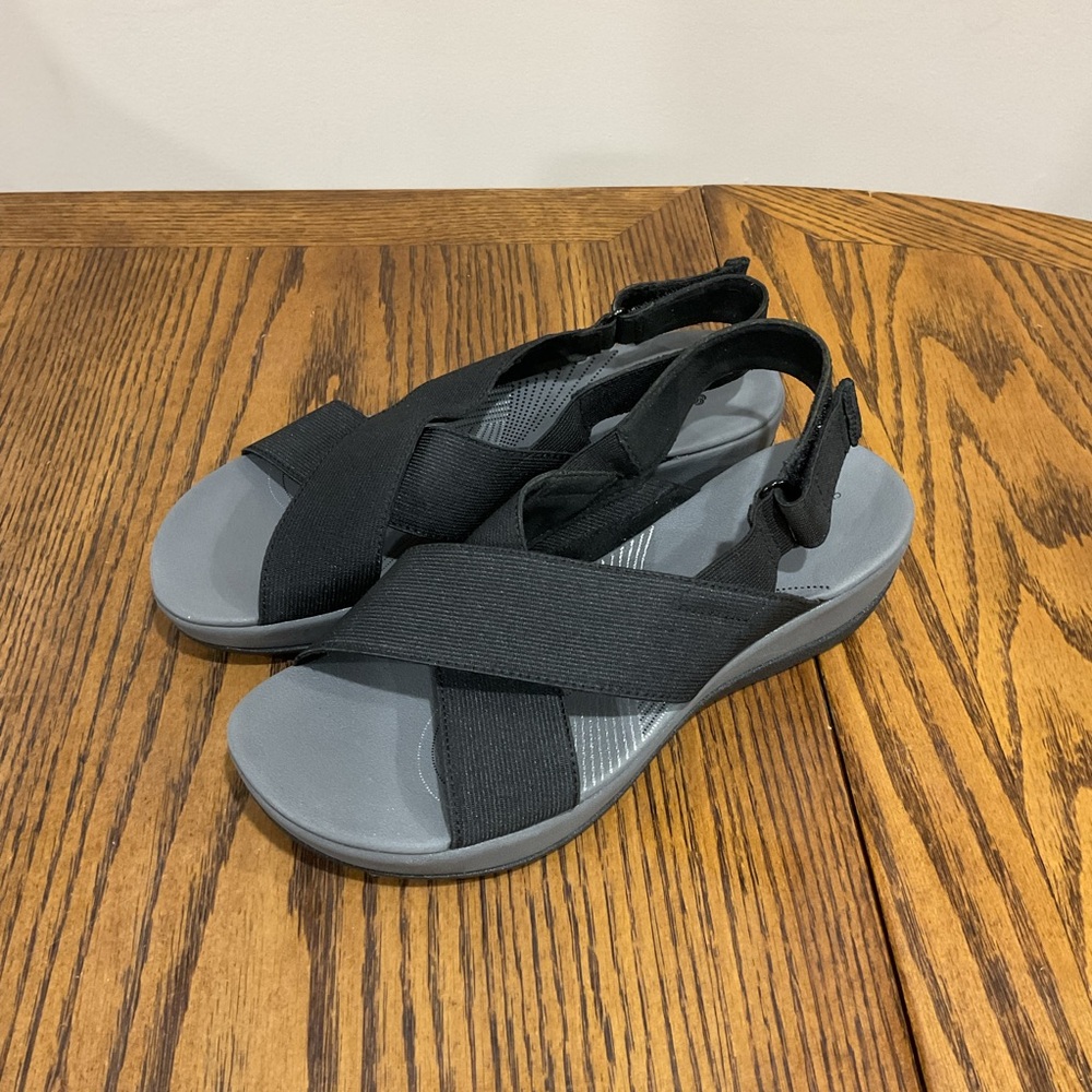 Cloudsteppers by Clarks Black and Gray Sandals